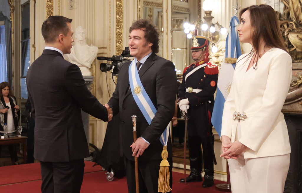 javier-milei-économie-liberalisation-Argentine-décret-politique